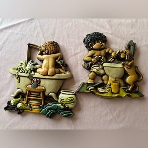 Charming Vintage Sexton Bath Time Wall Decor Set